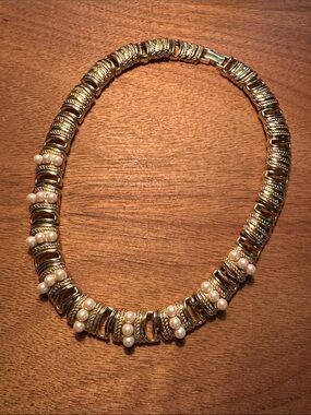 Monet Runway Gold Tone Faux Pearl Link Statement Chunky Collar Necklace Vintage